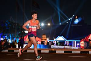 BIB: 2572
                            <button type="button" onclick="openModal(15058269)" class="btn btn-primary btn-sm float-right btn-popup" data-toggle="modal" data-target=".modal-high-quality">
                        <i class="fas fa-shopping-cart"></i> Add to Cart
                    </button>
                                            <button type="button" onclick="isThisMe(15058269, true)" class="btn btn-success btn-sm float-right btn-popup btn-isme hidden" data-toggle="tooltip" data-placement="bottom" title="นี่คือรูปของคุณใช่ไหม คลิกที่นี่เพื่อเอาเข้าอัลบั้ม">
                        <i class="fas fa-plus"></i> Add to album
                    </button>
                    <button type="button" onclick="isThisMe(15058269, false)" class="btn btn-warning btn-sm float-right btn-popup btn-isnotme hidden">
                        <i class="fas fa-ban"></i> Remove from album
                    </button>